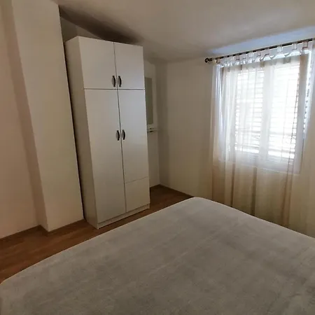With Parking Space Igrane, Makarska - 24696 Apartment