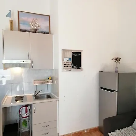 Apartment With Parking Space Igrane, Makarska - 24696 *